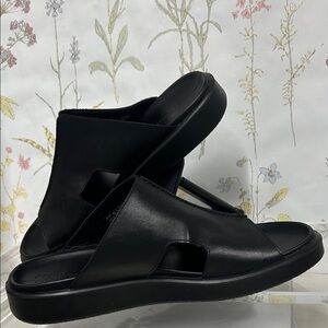 Ecco Black Flawt  Leather Open-Toe Sandals